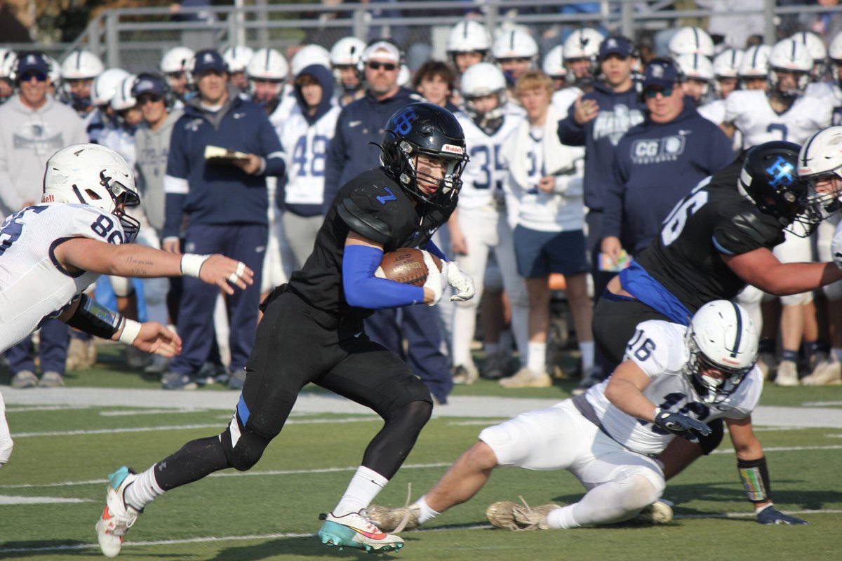 The Record North Shore (@therecordns) on Twitter photo The Giants left it all on the field in Round 2 of the IHSA 6A playoffs before their landmark season came to an end.
<a href="/HighlandPark_FB/">Highland Park Football</a> seniors led the way on and off the field, as they have all season.
Recap and photos: bit.ly/3QiFkT6 The Giants left it all on the field in Round 2 of the IHSA 6A playoffs before their landmark season came to an end.
<a href="/HighlandPark_FB/">Highland Park Football</a> seniors led the way on and off the field, as they have all season.
Recap and photos: bit.ly/3QiFkT6
