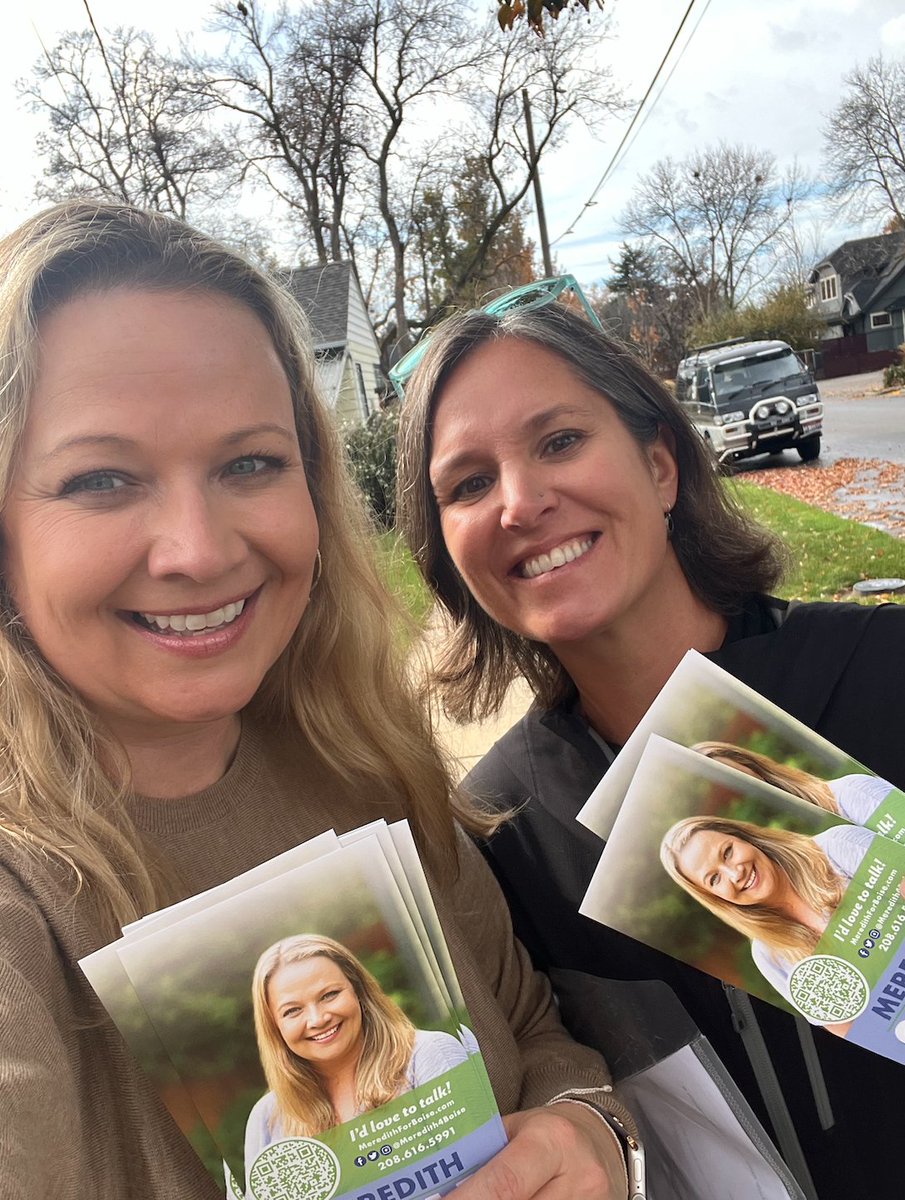Took a little break between turfs to pet some pups!

We have so many perks for volunteers at campaign HQ — tons of tasty treats, hot and cold beverages, and the best puppers around. We only have two more days to go. Come knock with us! 

Sign up at: meredithforboise.com/gotv