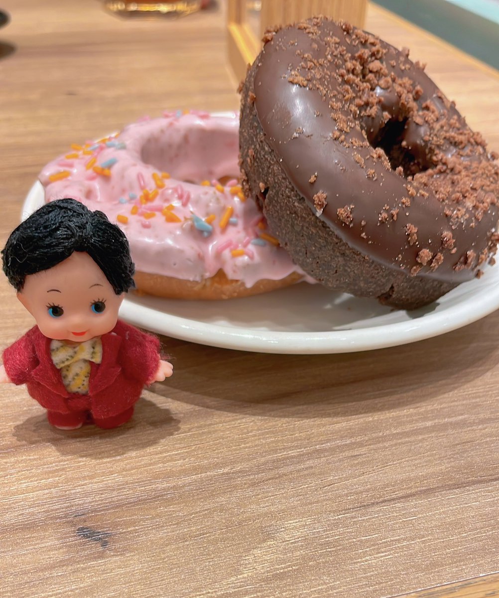 KeitonoOheya's tweet photo. 昨日は『チョコレートドーナツ』観てきました���こちらの劇場は地元なので 圭人くんがここにいる、それだけで感動🥹✨️
そして、圭人くんのヤバすぎる迫真の演技、東山さんの歌＆ダンス本当に素晴らしかった✨️大阪公演お疲れ様でした🙇‍♀️
今回も会ってくれたお友達ありがとう♡
 #チョコレートドーナツ https://t.co/0qMxmi1gmr