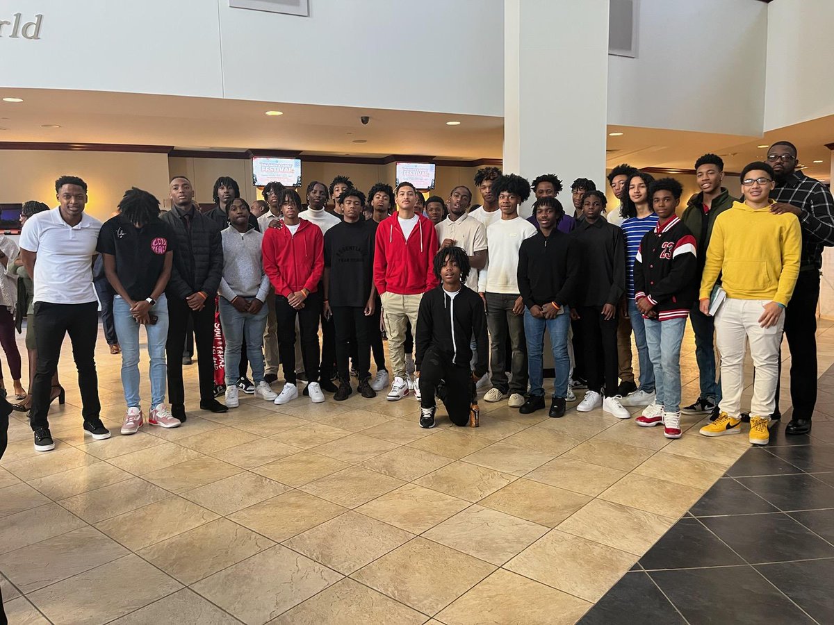 RedOakHS_boysbasketball (@rohsbasketball) on Twitter photo Great fellowship this morning @friendshipwest ... The boys truly enjoyed themselves. Thanks for having us. <a href="/rohighschool/">Red Oak High School</a> <a href="/roisdathletics/">roisdathletics</a> <a href="/ctasra/">Chris Anderson</a> Great fellowship this morning @friendshipwest ... The boys truly enjoyed themselves. Thanks for having us. <a href="/rohighschool/">Red Oak High School</a> <a href="/roisdathletics/">roisdathletics</a> <a href="/ctasra/">Chris Anderson</a>
