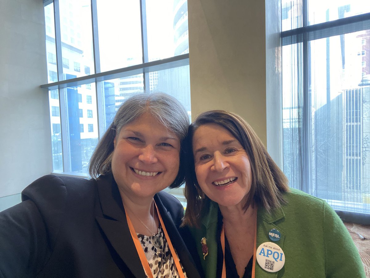 heathercmd2's tweet photo. Such a special reunion at @ELAMProgram luncheon @AAMCtoday 
@ledje @aclarkin1 @lisarauerbach #ErinPukenas https://t.co/aLnGOUm4N4
