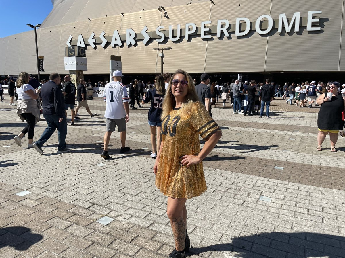 KVSaint's tweet photo. #SaintGameDay #saint #geauxsaints 
#whodat #saintgameday 
#nola 
#neworleanssaints https://t.co/nEyMw9skMN