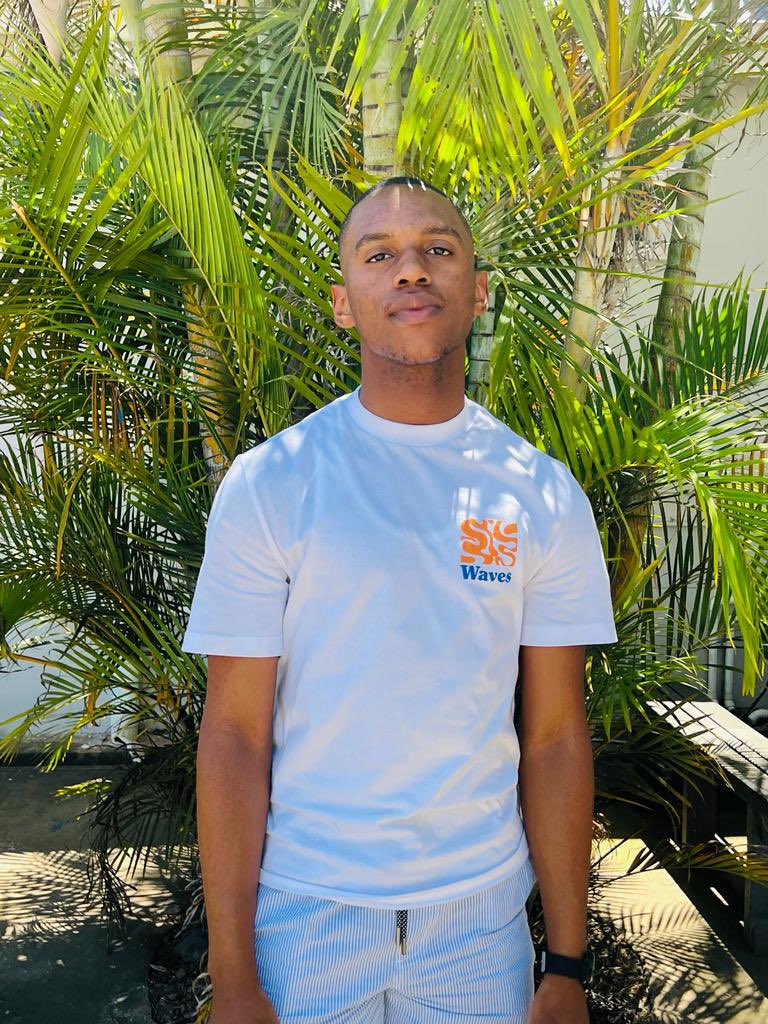 teboho_bell_'s tweet photo. ‘03 https://t.co/HU3yzq1WxV