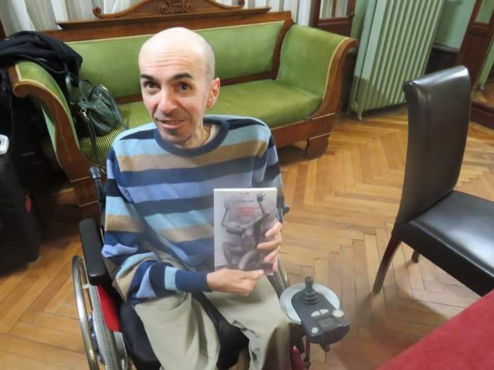 Augurissimi ad un amico che stimo e abbraccio con affetto
Buon compleanno Andrea 🎂