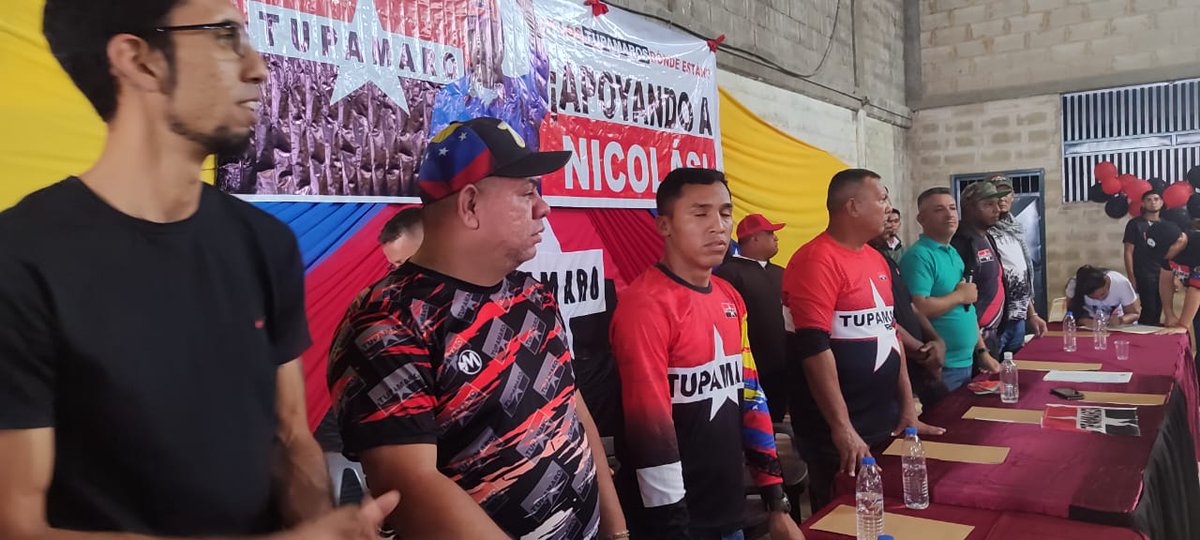 VICTORIA POPULAR 

En el Estado <a href="/CaraboboMrt_2/">Oficial Carabobo Mrt</a> con la alegría que nos caracteriza se estableció en consenso colectivo la nueva Dirección Regional Operativa.

¿Y los TUPAMARO dónde están?
¡Apoyando a Nicolás!