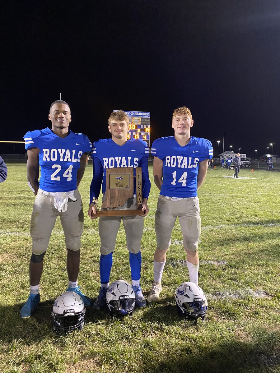 EliManship26's tweet photo. Great Sectional Championship win! We are far from finished! Ready for next week at Southmont! https://t.co/9Kx3FE3kDz