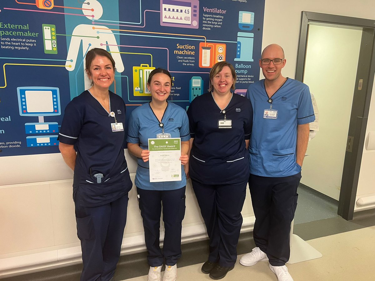 Well done to Amber on her daisy nomination <a href="/leannekitch/">leanne</a> <a href="/PaddonHelen/">Helen Paddon</a>