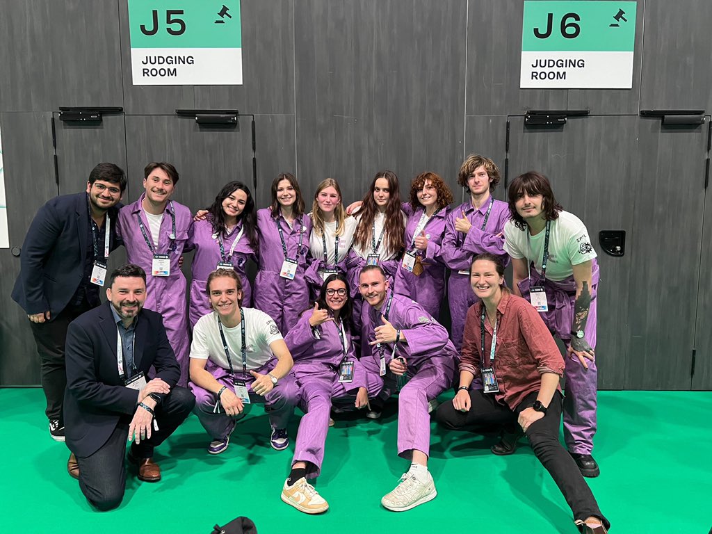 rebcsmith's tweet photo. Hard work pays off! So proud of our @EPFL_iGEM team for their work on developing a cadmium catching 🧲, live biotheraputic product 💊 to prevent heavy metal poisoning👩‍🔬. The team has worked hard 💪 and it has been a pleasure supervising them over the last year. See 🧵 ⬇️ https://t.co/DYh6Rd04jk