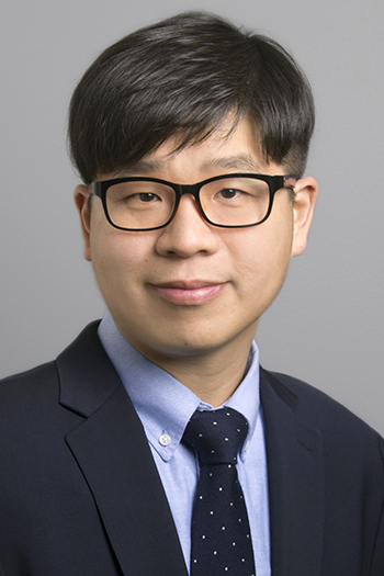 Muscle Cell News (@musclecellnews) on Twitter photo Dr. Yongho Bae (<a href="/YonghoBae2/">Bae Mechanobiology and Mechanomedicine Lab</a>) and team show that survivin is necessary for vascular smooth muscle cell cycling 🚴 and proliferation and plays a role in regulating stiffness-responsive phenotypes.
📃 Full story in <a href="/aplbioeng/">APL Bioengineering</a>: bit.ly/49lOG99 Dr. Yongho Bae (<a href="/YonghoBae2/">Bae Mechanobiology and Mechanomedicine Lab</a>) and team show that survivin is necessary for vascular smooth muscle cell cycling 🚴 and proliferation and plays a role in regulating stiffness-responsive phenotypes.
📃 Full story in <a href="/aplbioeng/">APL Bioengineering</a>: bit.ly/49lOG99