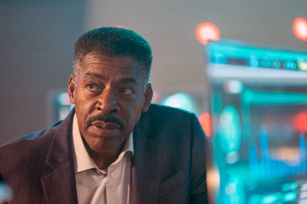 Gordon, uno de los hombres del Caballero de Arkham le reveló a Batman que el Pingüino ha estado surtiendo su armamento.

Puede que si hay alguna pista para encontrar a Barbara, estará con él, deben encontrarlo.

#𝐀𝐫𝐤𝐡𝐚𝐦𝐊𝐧𝐢𝐠𝐡𝐭𝐈𝐧𝐜𝐢𝐝𝐞𝐧𝐭