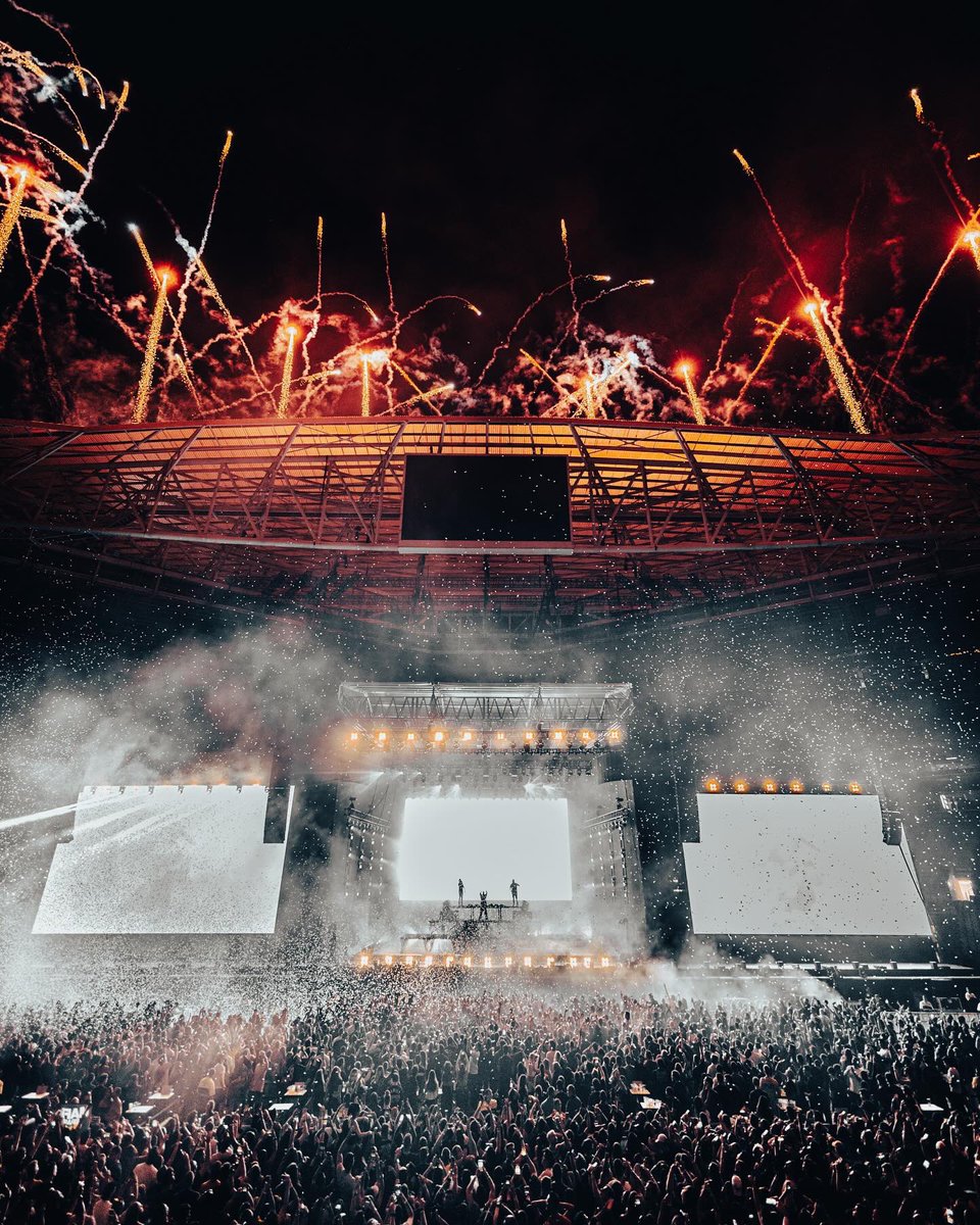 Obrigado São Paulo, não vamos esperar mais 10 anos até nos vermos novamente! Nós te amamos 🇧🇷