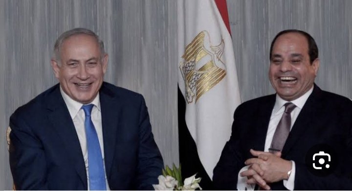 Mohamedelbana90's tweet photo. بعد هزيمة الكيان وحلفائه في ميدان المعارك وزير صه يوني يقول بكل فجور لا يوجد أبرياء في غزة ويهدد بقنبلة نووية وتطهير عرقي، غطاء ودعم عربي واضح يشاهد أشلاء ودماء ولن تتحرك دمائه او السماح لإنتفاضة كما ينتفض شعوب العالم غير المسلم، ربنا يسامحناعلى عجزنا وحسبنا الله في الظالمين https://t.co/YQz754U4nz