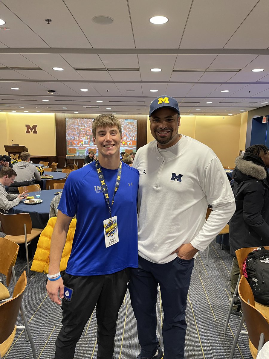 bradycorrell80's tweet photo. Had an amazing weekend @UMichFootball with some great conversations as well. Can’t wait to be back @grant_newsome @uofmcoverage @CoachJim4UM @CoachPGill @TheUCReport @IMGAFootball @_thebillymiller @Coach_MGregory https://t.co/7hie8XA2UA