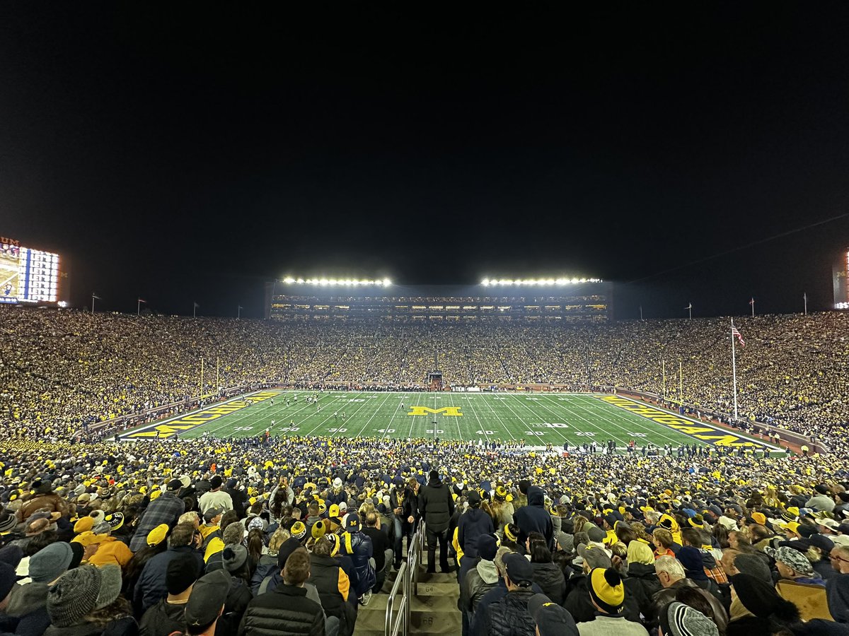 bradycorrell80's tweet photo. Had an amazing weekend @UMichFootball with some great conversations as well. Can’t wait to be back @grant_newsome @uofmcoverage @CoachJim4UM @CoachPGill @TheUCReport @IMGAFootball @_thebillymiller @Coach_MGregory https://t.co/7hie8XA2UA