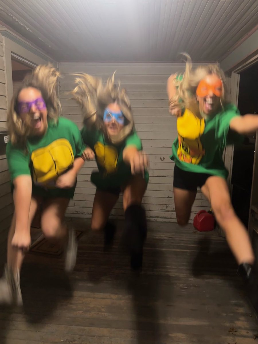 Kelly Papenberg tweet media