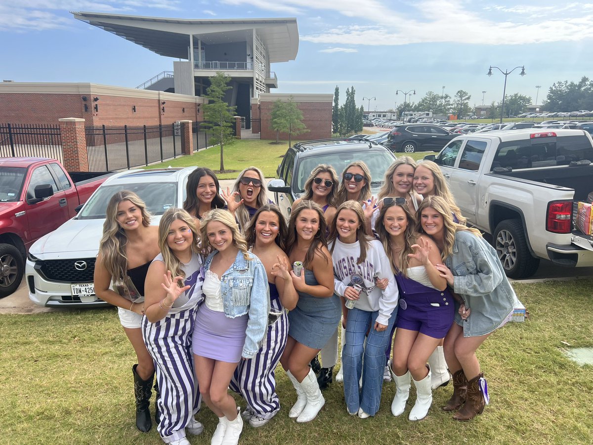 Kelly Papenberg tweet media