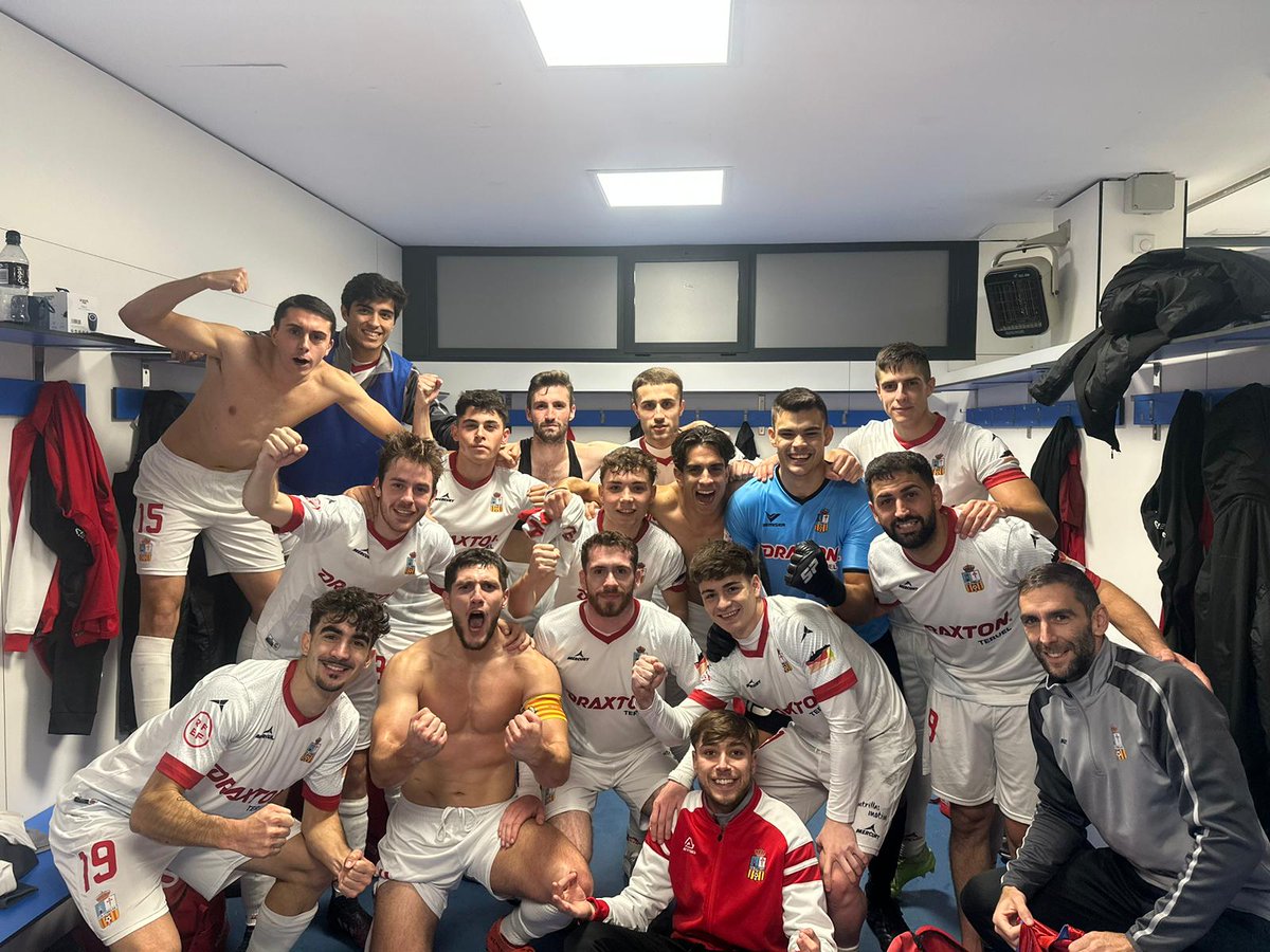 FINAL

<a href="/udfraga/">UD Fraga</a> 0️⃣
<a href="/cdutrillas1958/">CD Utrillas</a> 1️⃣

Victorión en La Estacada, jugando en inferioridad desde el minuto 30 ⚽⚽⚽💪 Anotó <a href="/marcoablitas/">Marco</a> en el 86' 🔝

SSSiiiiiiii ‼️‼️‼️

#VamosUtrillas #TerceraRFEF