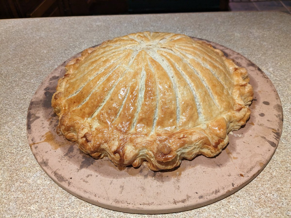 Lemon and thyme drizzle bundt was a bit of a nightmare! First one stuck a lot, second one stuck a bit 😱. Also made the pithivier from #pastry week as I was on holiday last week but like to try all the technicals! #gbbotwitterbakealong <a href="/Rob_C_Allen/">Robert Allen</a> <a href="/marybethxx6/">❤️karen Mary Elizabeth❤️</a> <a href="/thebakingnanna1/">The Baking Nanna</a>