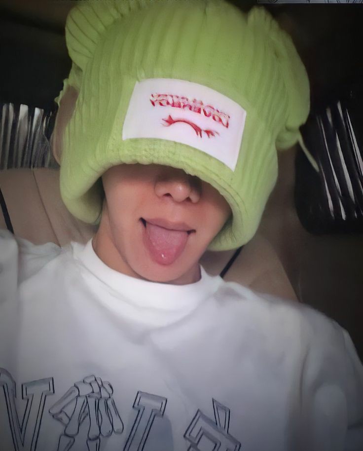 hobijjunnie lover ✘ slow (@9499lover) on Twitter photo 