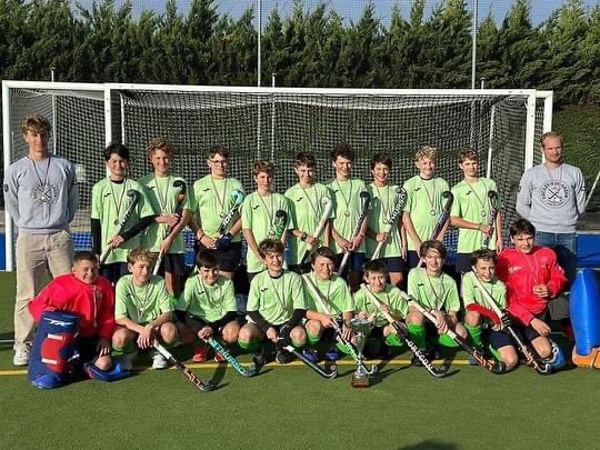 Un doublé pour ces interligues U14 pendant les vacances . Bravo aux jeunes et à l’encadrement #ChampiondeFrance #HautsdeFrance #Terre2Hockey 🥇🥇🥇de formation pour les jeunes !