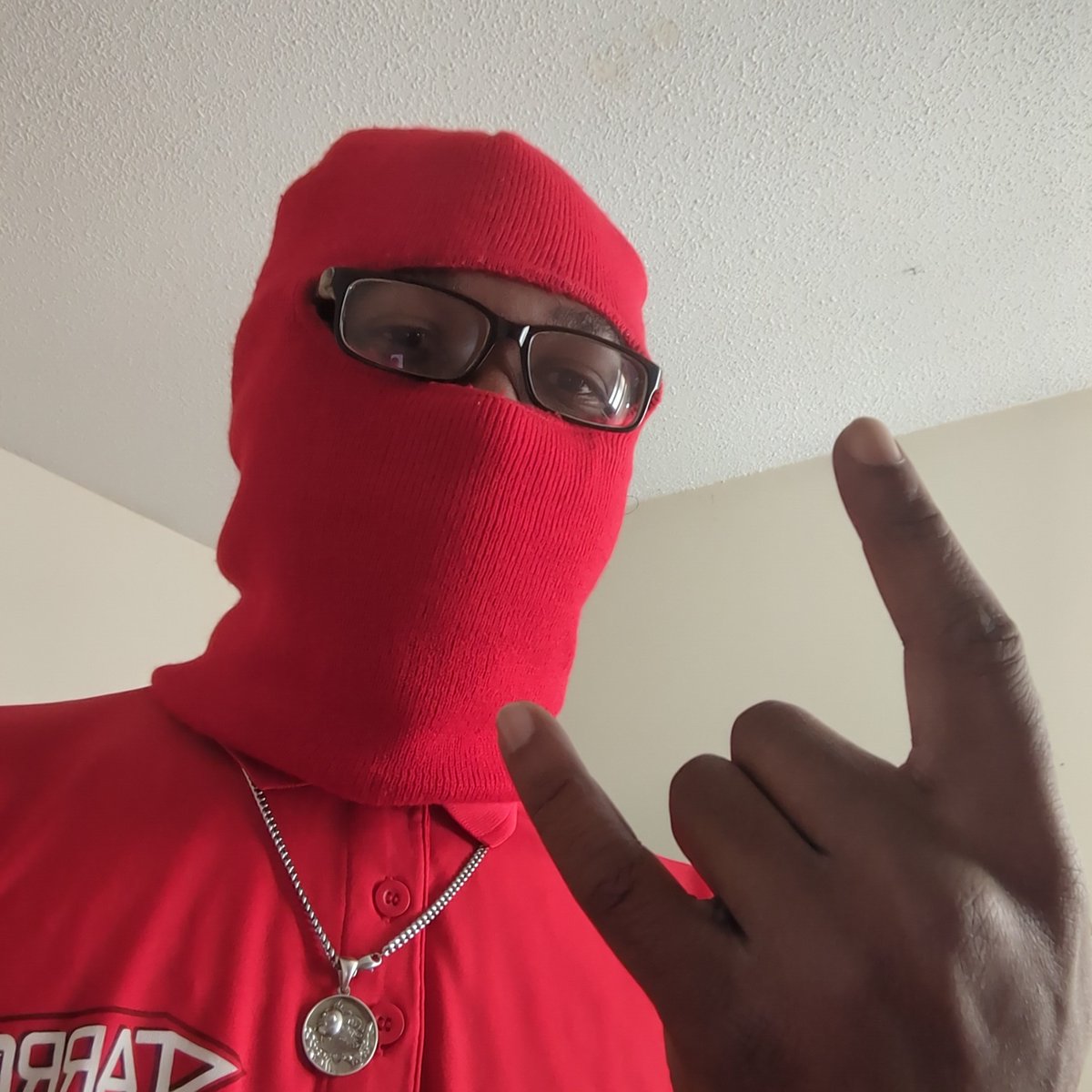 <a href="/MadMasksNFT/">Mad Masks</a> 1st anniversary is today and I'm doing 2 giveaways to celebrate! 👹🎉❤️🔥

It's been a full year and tbh I had an amazing time getting to know <a href="/jacksheps/">Jack Shepherd</a> and the Mad Masks community. There's a lot of talent, skills, intellect, and passion throughout the entire