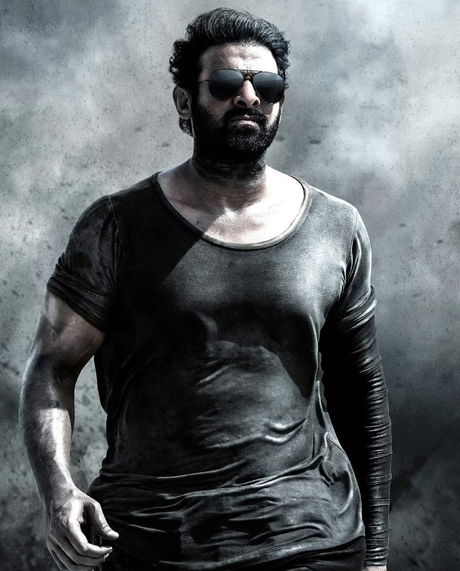 ARShihab12's tweet photo. #Salaar📷 Trailer likely to be out on November end or early December. With High buzz the actioner releases 22 Dec 2023. #Prabhas
#SalaarCeaseFireOnDec22nd #SalaarCeaseFire #SalaarTrailer #SalaarUpdate #SalaarComingBloodySoon https://t.co/yNaPIBkimz