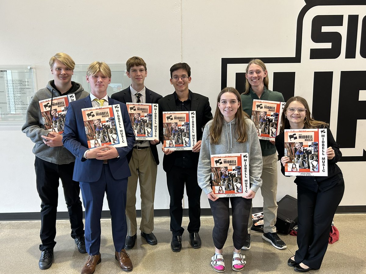 ehsbands's tweet image. Congratulations to the 10 Black Raider band members who auditioned for the NWIBA honor band yesterday. 

An extra big congratulations to the 7 students who were selected to represent East High!