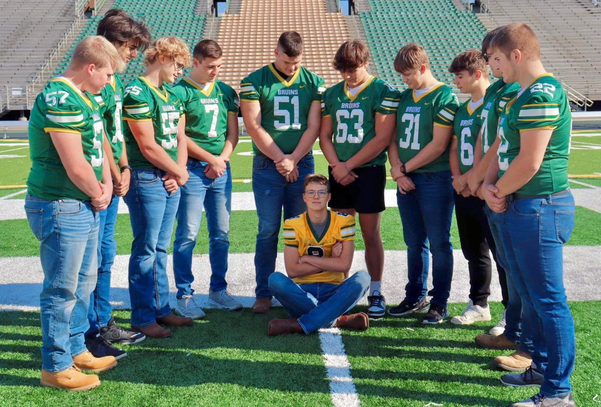 Gold Jersey for the win! Sorry, not sorry! #2024 #seniors #brookepride #8 <a href="/BrookeBruinsFB/">Brooke Bruins Football</a> <a href="/BrookeAthletics/">Brooke Bruin Athletics</a>