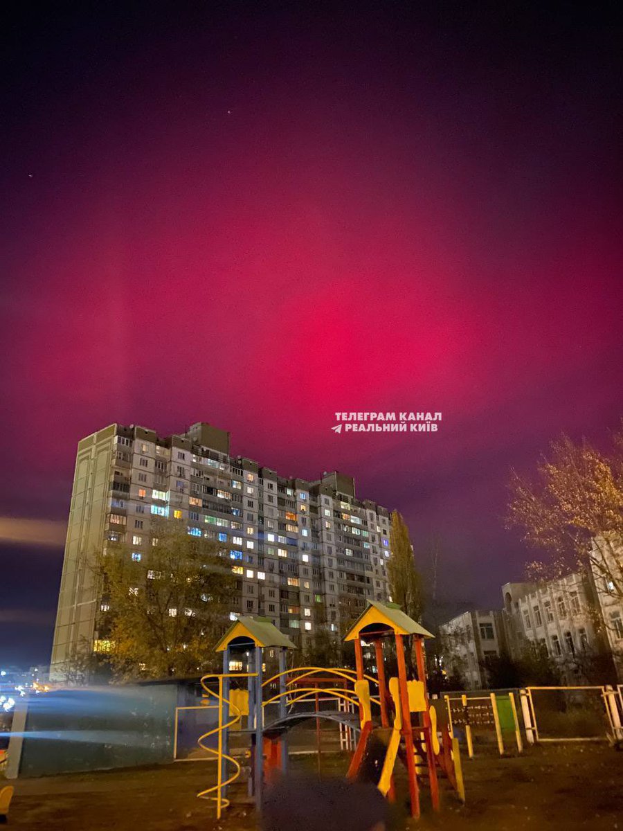 diar_esthetic's tweet photo. #Ukraine, #Kiev Now!
This is a very, very bad sign.

This is a very scary phenomenon for all living things. In simple words, oxygen is burning, a crack in the atmosphere.

#climate #anomaly #LIVESTREAM #sundayvibes #GlobalCrisis https://t.co/PP9i6r6ebp