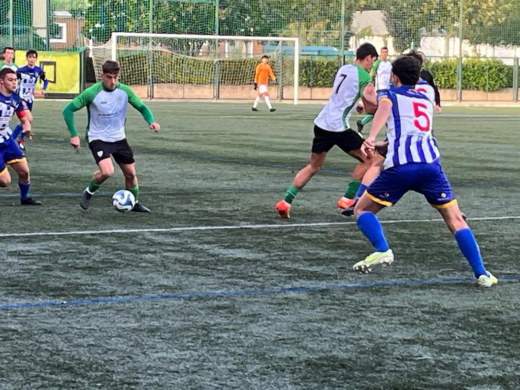 Oberenafutbol's tweet photo. El juvenil LN gana 3/0 al @CAT_Cirbonero . https://t.co/nAgpPF6cDD