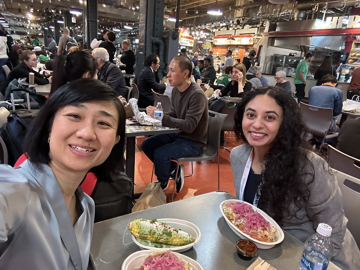 Had a lovely catch up session with @LTummalapalli right after ASN kidney week. 

#KidneyWk