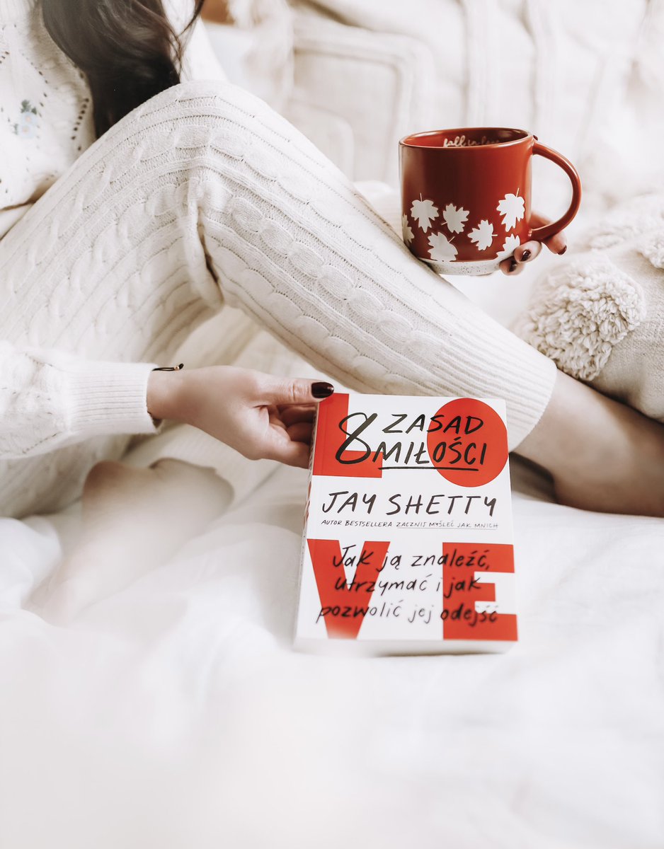 #readlist2023pl 

Gdyby nie fakt, że nie była to dla mnie książka jakoś bardzo odkrywcza - swoje już przeszłam, dużo się nauczyłam - wyniosłabym z niej więcej. Nadal jednak uważam, że „8 zasad miłości” to lektura ważna, wartościowa i absolutnie ją polecam :)

#książka #czytam