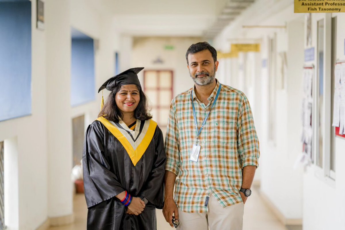 AryaSidharthan's tweet image. Defended and awarded on 12th January 2023. Graduation ceremony held on 31st October 2023.

Graduates of #fishlab 
Dr. Arya Sidharthan 
Dr. Unmesh Gajananan Katwate
Ryan Emmanual Babu
Ravi Kiran 

Proud mentor @LabRajeev