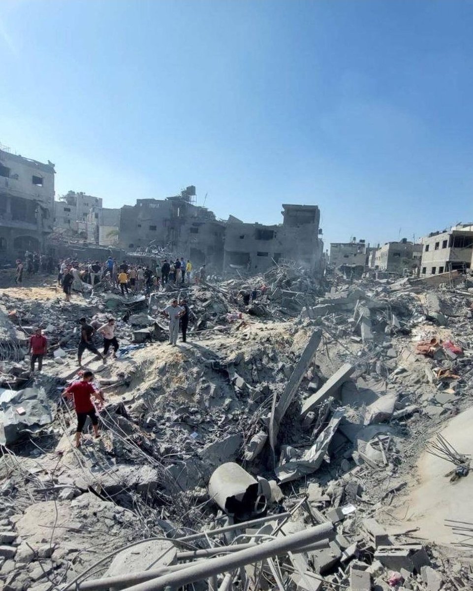 ahme1_sy's tweet photo. #StaatsräsonTötet
#KeinBlutFürSchuld
#GazaUnderAttack 
#Genocide_in_Gaza https://t.co/255WbF11xC