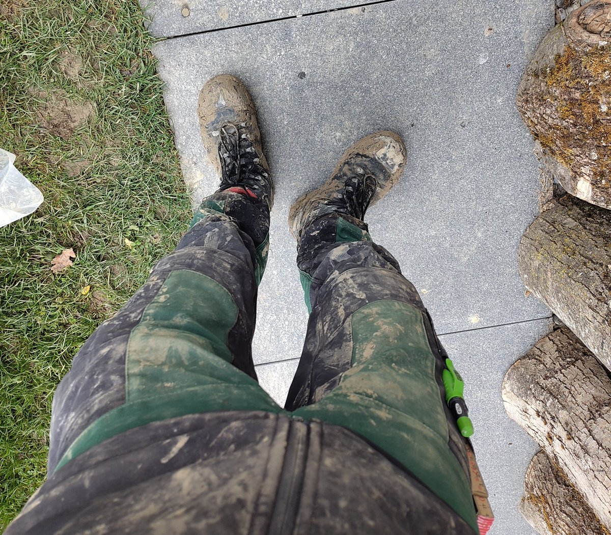 pup_licky tweet media