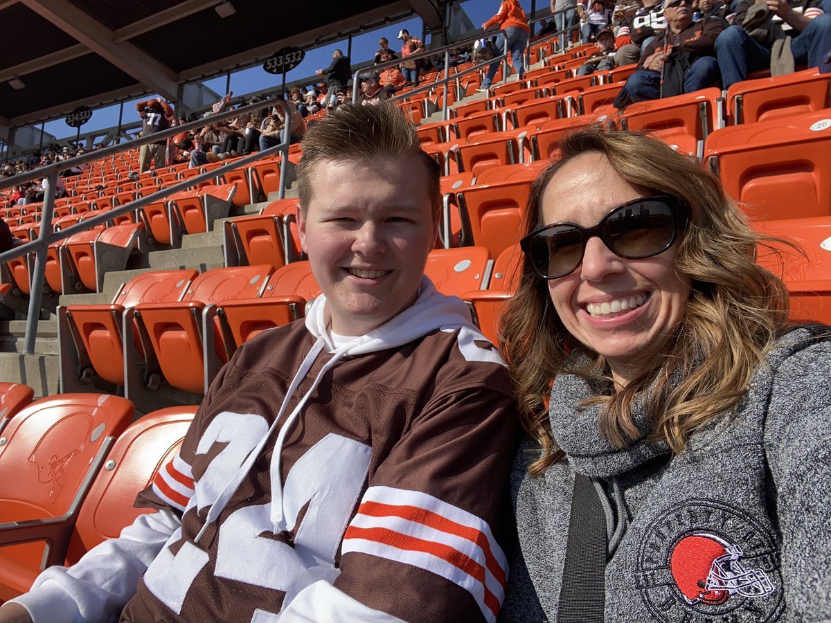 MistyFontana's tweet photo. Brownies!!! #ARIvsCLE https://t.co/jSRSmBR0ka