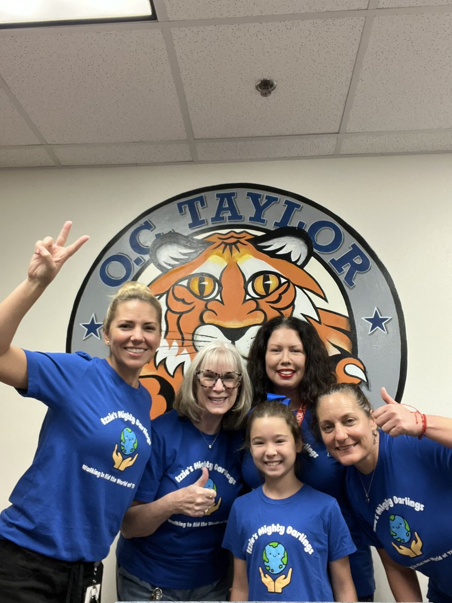 OCTFaught's tweet photo. What a beautiful & FUN Saturday at the JDRF One Walk!!! HaPPy to be a part of Izzieβs Mighty Darlings. π @OCTGuinane #OCT4U #schoolnurse #TypeOnederful https://t.co/JeUNrSwgoT