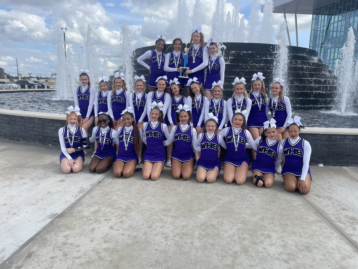 Willis_HS_TX's tweet photo. Congratulations to Willis cheer for winning 1st place for their large varsity performance routine! @WillisSchools @Eric_King54 @WISDAthletics https://t.co/DRl8orZmFz