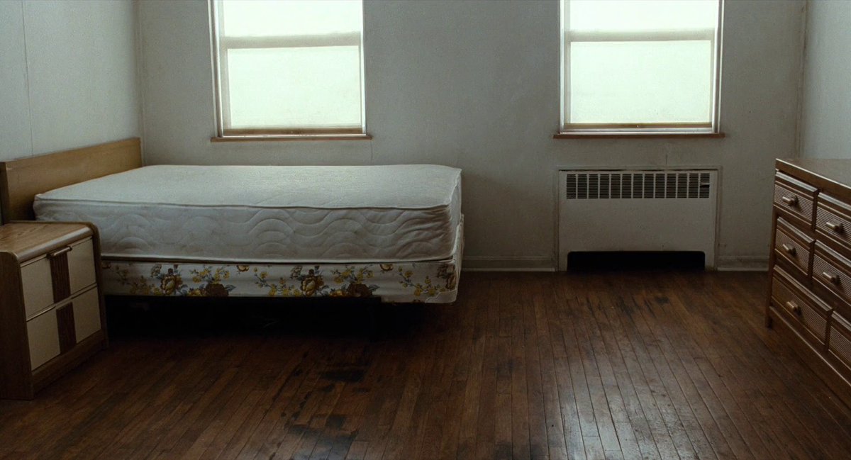 pussyrifle's tweet image. moving into my own apartment at 19 🥳 can’t wait to call it home