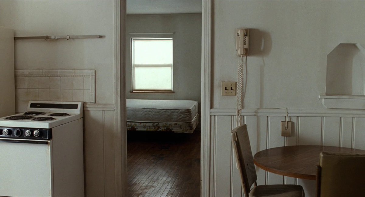 pussyrifle's tweet image. moving into my own apartment at 19 🥳 can’t wait to call it home