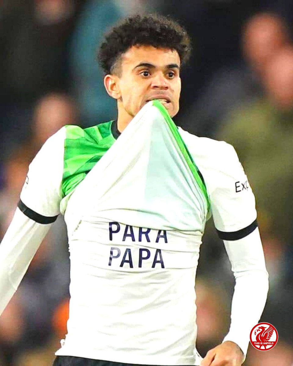 '"Libertad para Papa" 

Freedom for Papa.❤️