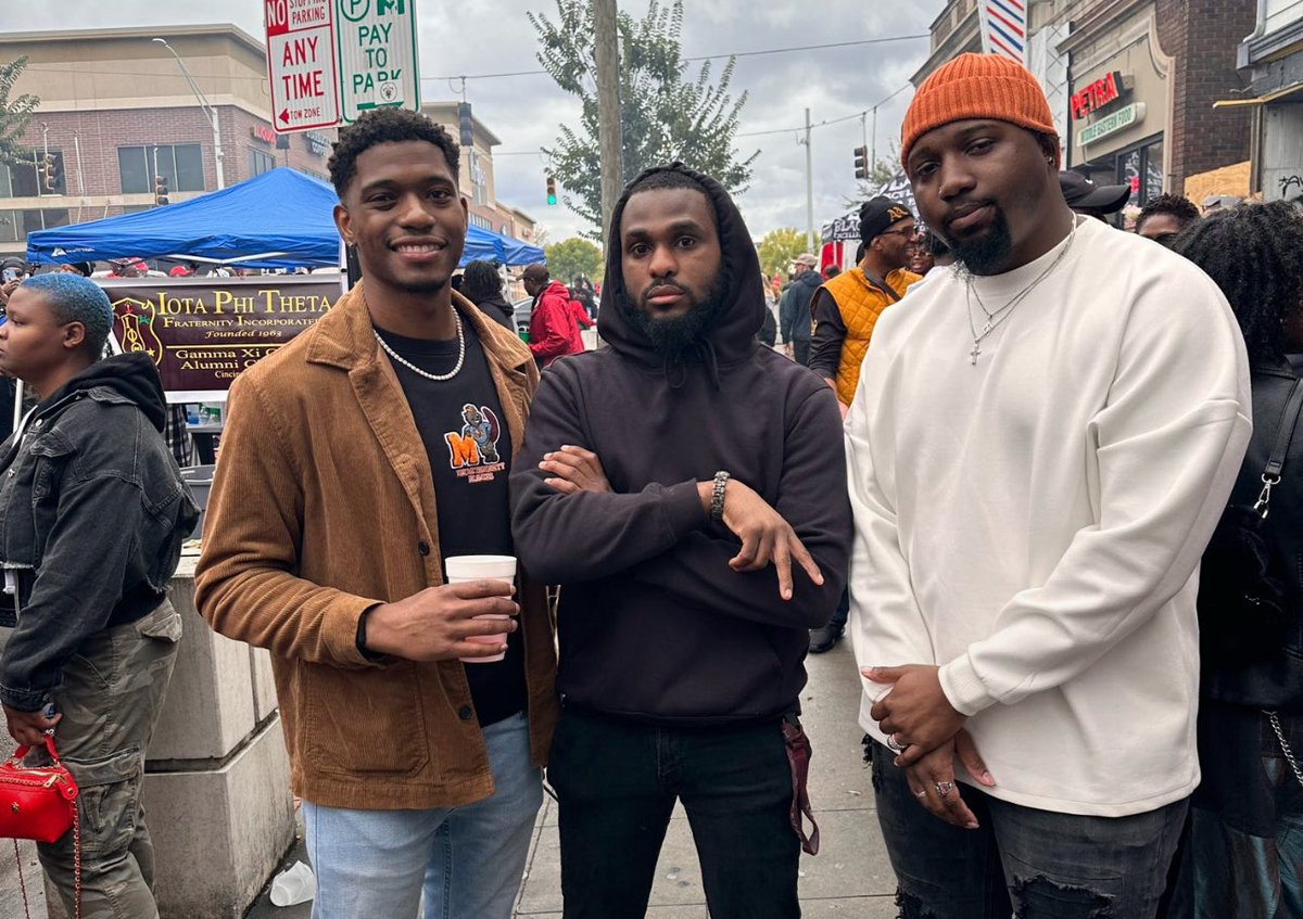 NCAC1911's tweet photo. Brothers and supporting celebrating University of Cincinnati’s Homecoming at the tailgate last month! https://t.co/imE5mZrPvw