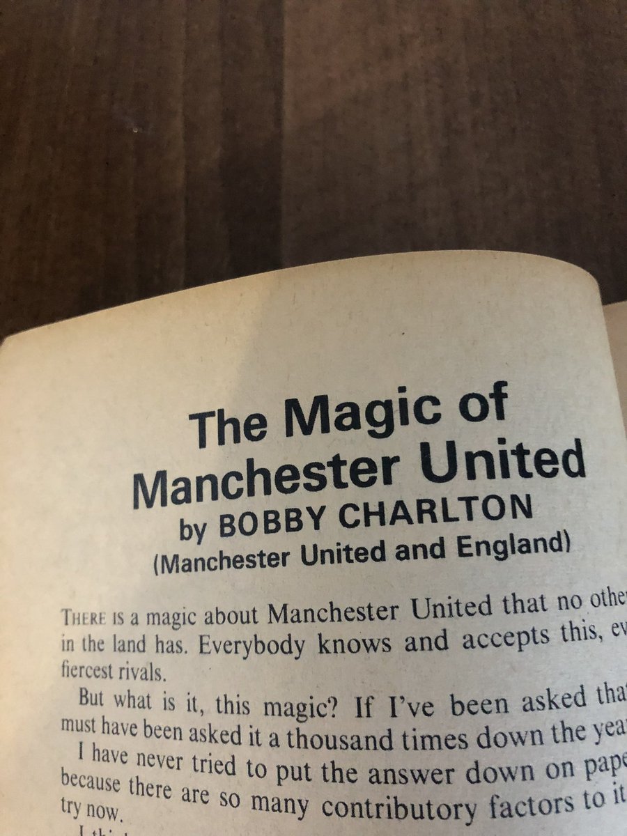 angusstatto's tweet photo. A lovely Snippet from the Park Drive Book of Football. Don’t think many have seen Sir Bobby with the Goalkeeper gloves on. I’m sure he’d could bring his prowess from outfield to between the sticks! #ManchesterUnited #England #RIPSirBobby https://t.co/gMOAcRSvdZ