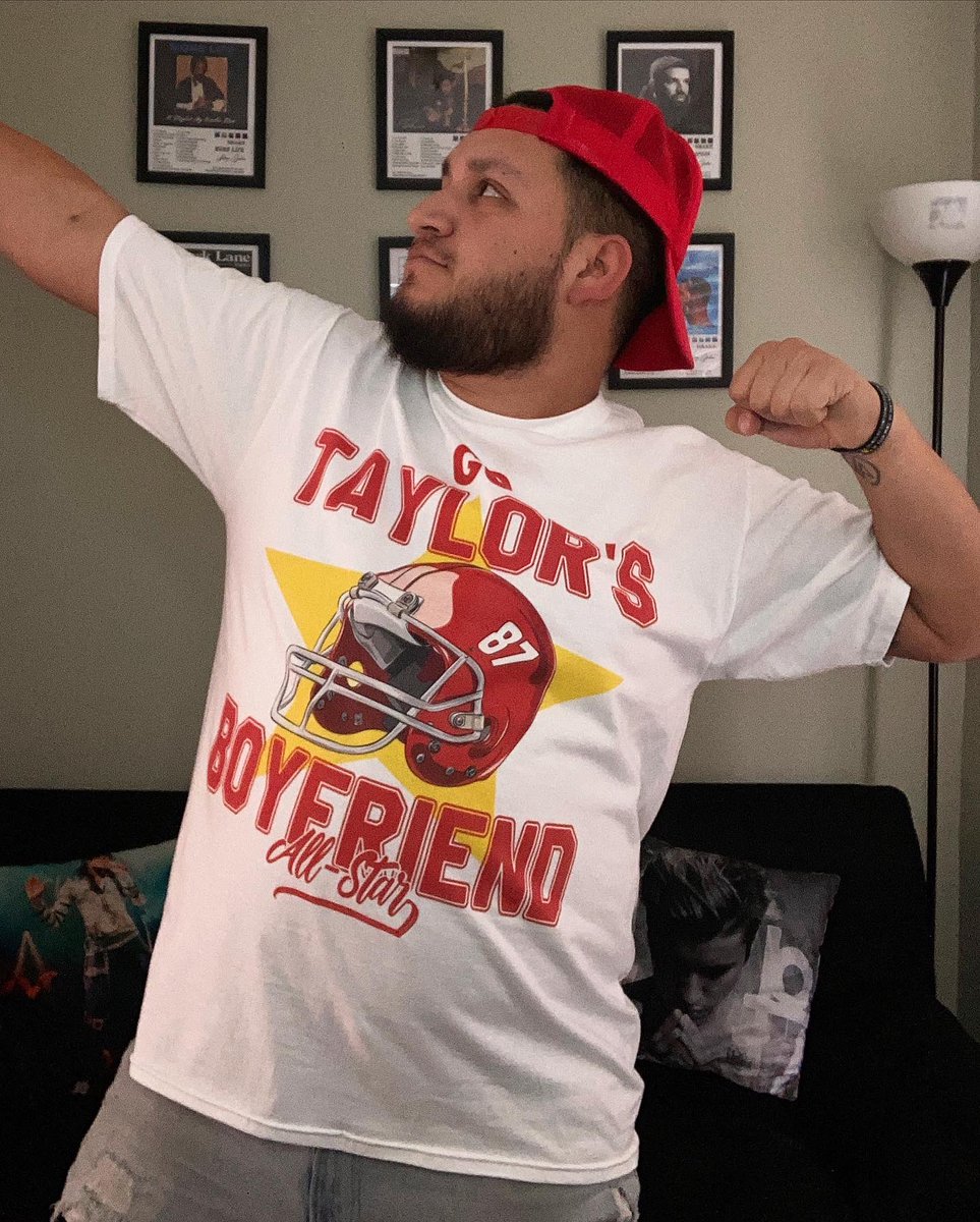 YungLou's tweet image. Chiefs got the dub! 🏈

#GoChiefs #SwiftieNation