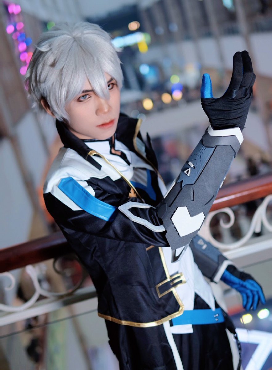 rawlaris's tweet photo. Halloween in Ha Noi, Viet Nam ~ 29/10/2023 ~ Part 2 🫶
// Humanity shall defeat the Honkai. //
#cosplay
#HonkaiImpact3rd 
#KevinKaslana https://t.co/QEQVCV9qNI