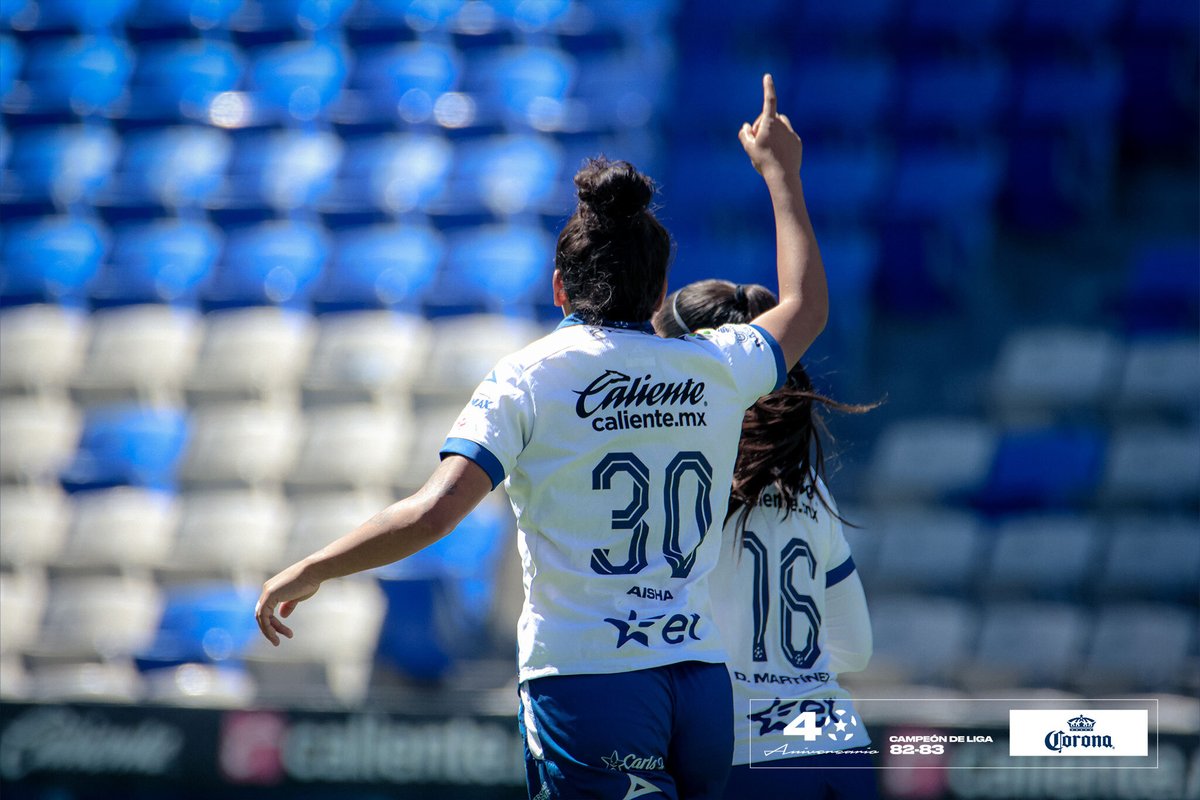 ClubPueblaFem's tweet photo. Si no eres team Aisha, ¿qué eres?🧐

¡Cómo te queremos, chapina!💙

#LaFranjaNosUne🎽 https://t.co/kDQ2mNrc9Y