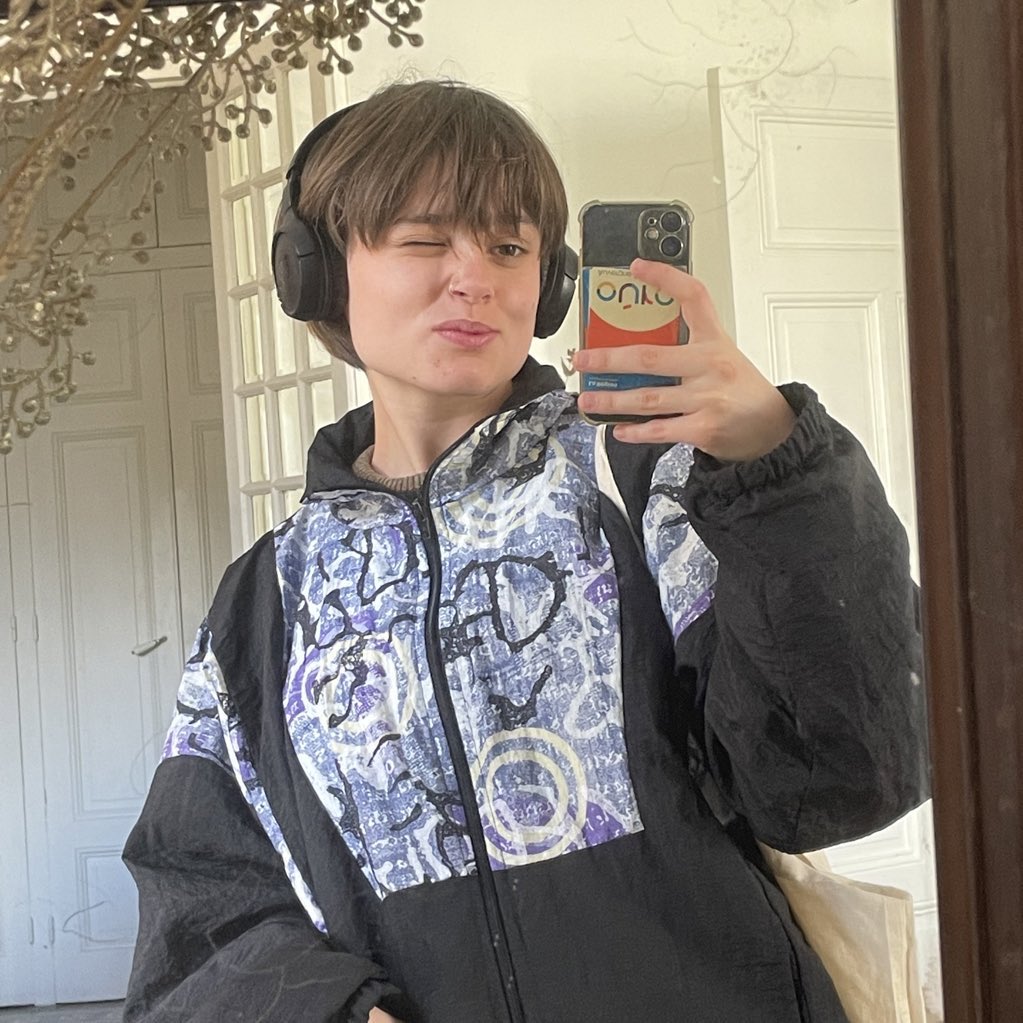 gabkuuun's tweet photo. cc c votre pétasse butch préf. #LGBTQIANoMoreInjustice https://t.co/naEJYujmrP