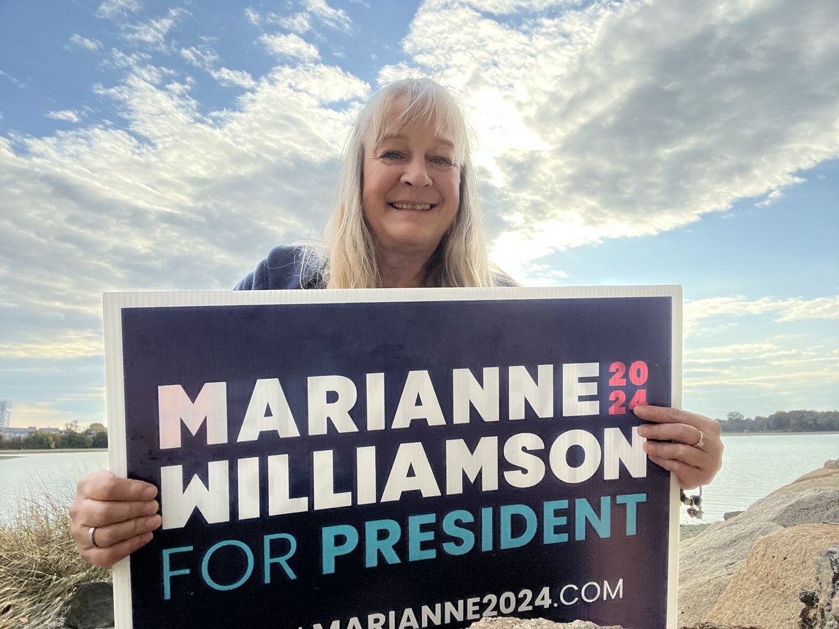 Good Afternoon!
ANY day serving the @marwilliamson campaign 
Is a GOOD Day!!!
#Marianne2024
#ANewBeginning