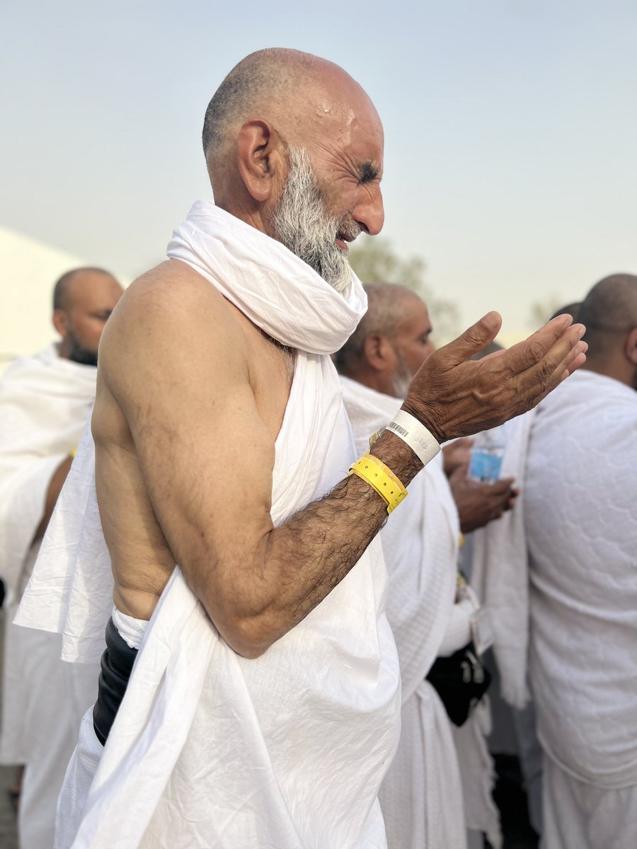 ويعلم أنه حين يأوي إلى ربّه، يأوي إلى ركنٍ شديد"