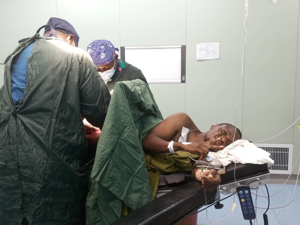 Need I remind you that God has the best of intentions for your life. Plans not harm you but to prosper you. Plans to give you a good future. My first surgery was successful. 

Lean not on your own understanding, He's still moving!

Thank you for the love guys.
😊